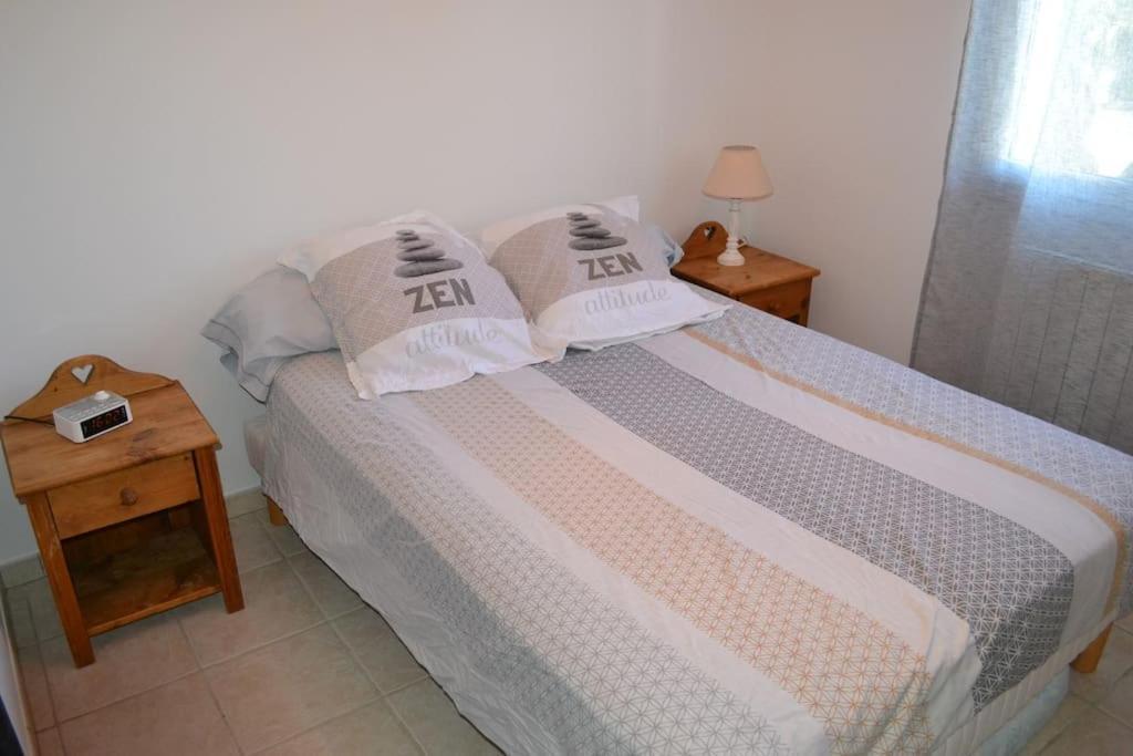Joli Appartement Au Calme Entre Nimes Et Avignon Meynes 외부 사진