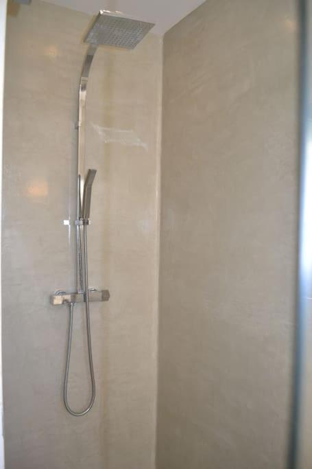 Joli Appartement Au Calme Entre Nimes Et Avignon Meynes 외부 사진