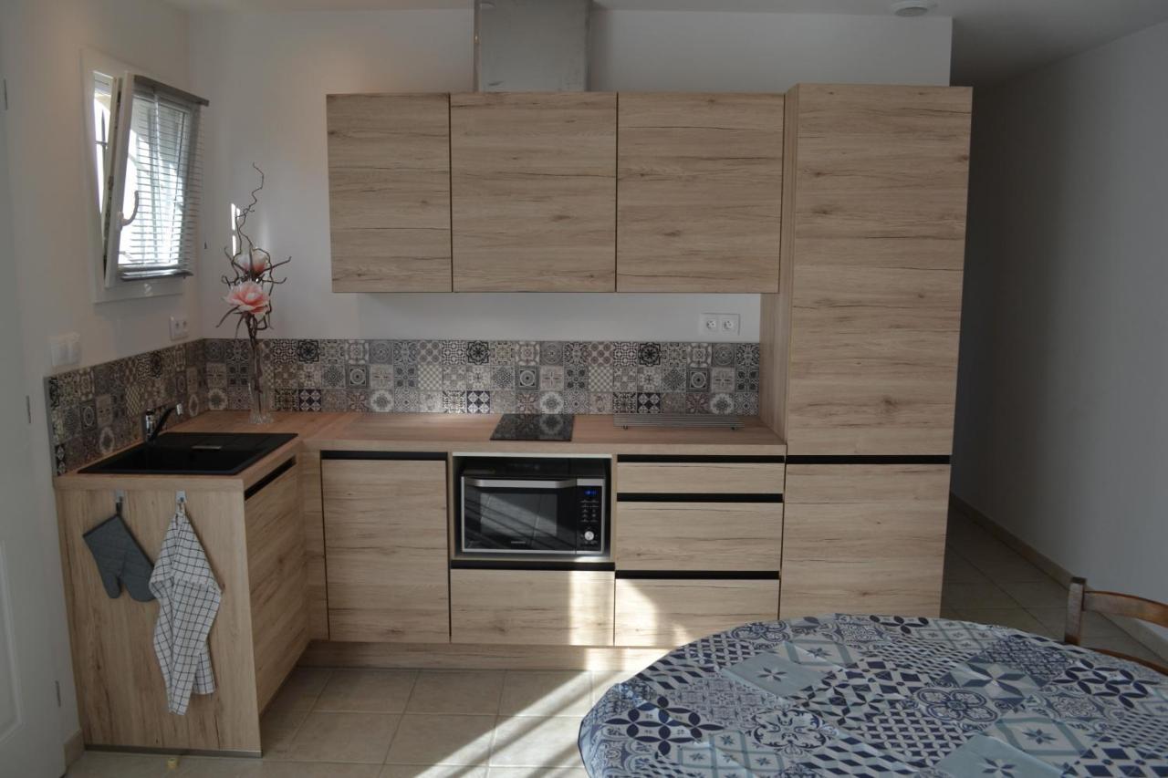 Joli Appartement Au Calme Entre Nimes Et Avignon Meynes 외부 사진